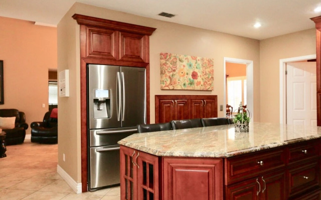 Villa at Pleasant Lake