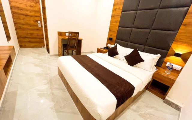 Hotel Grand Executive