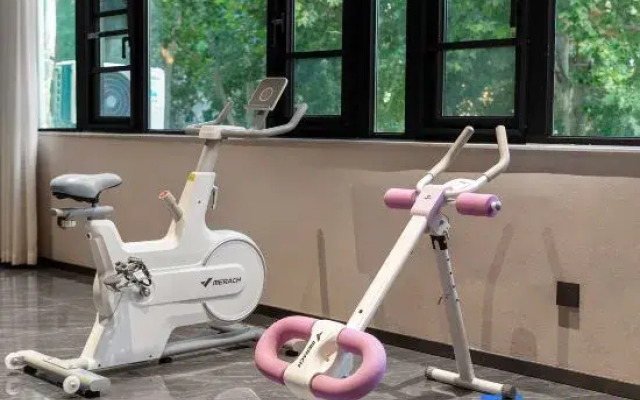 QIANNA HOTEL GLORIOUS（Luoyang Yingtianmen Xigong Xiaojie Store）