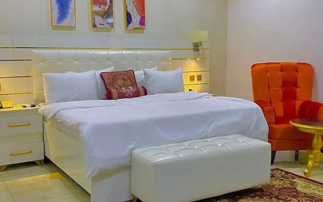Hogis Luxury Hotel