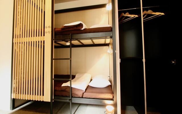 Namba Guesthouse HIVE - Hostel