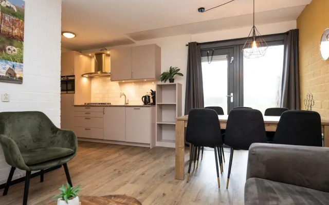 Holiday Home on Texel With Garden Terrace
