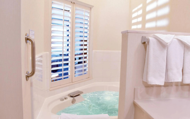 Fairfield Inn and Suites by Marriott Indianapolis East
