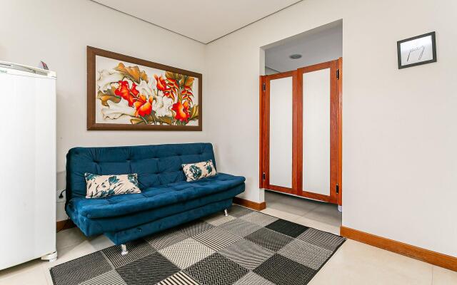 Apartamento tranquilo a 5min da UFSC RLB014