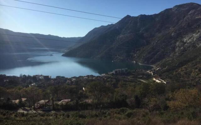 Peaceful flat with pool & great view in Risan! - View 9