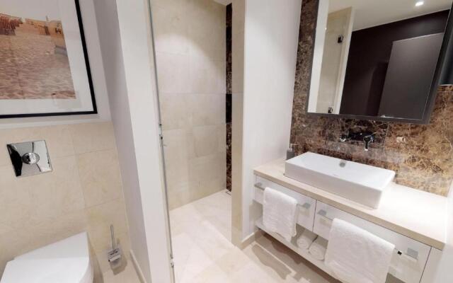 White Pearl Apartment 0.01