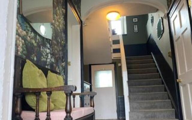 Riverview Guesthouse