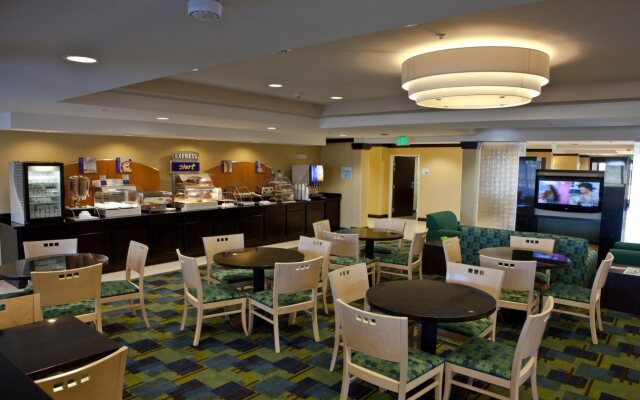 Holiday Inn Express Hotel & Suites Lansing-Dimondale, an IHG Hotel