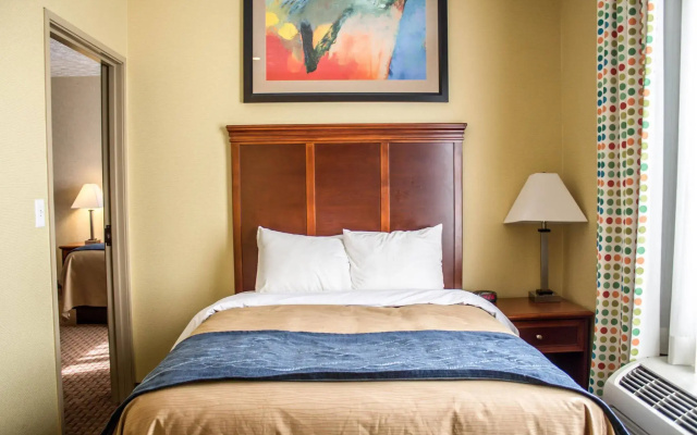 Comfort Inn & Suites Kent