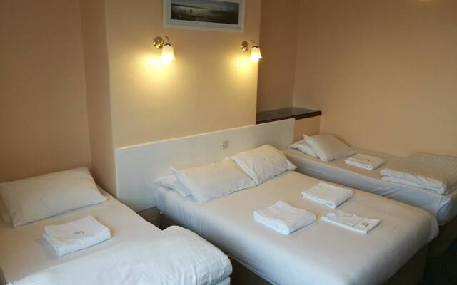 South Beach Kings Promenade Hotel