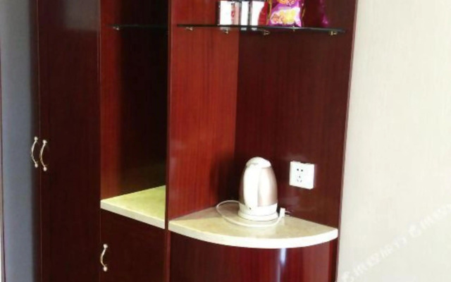 Liangyou Hotel