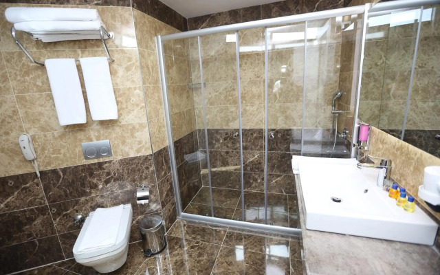 Elips Royal Hotel & Spa
