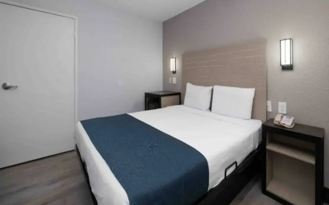 Motel 6 Tempe, AZ - Broadway - ASU