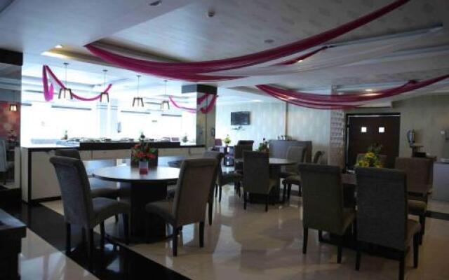 Pandit Mool Raj Residency