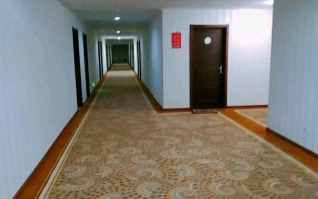 Yun'an Hotel (Xinyuan Plaza Branch)