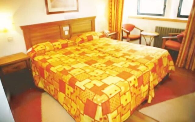 Hospedería del Santuario de la Peña de Francia