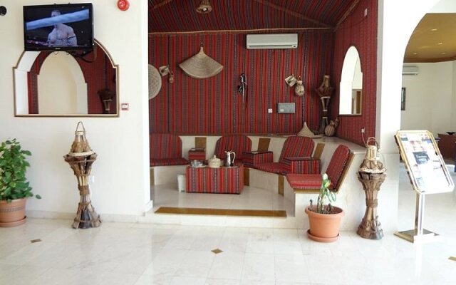 Green Oasis Hotel