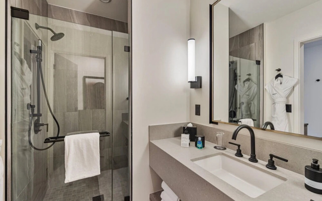 P Ndry 3206 in Park City