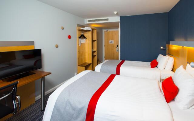 Holiday Inn Express London-Epsom Downs by IHG