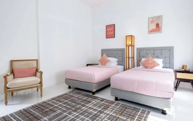 Villa Latima by Villa Finder