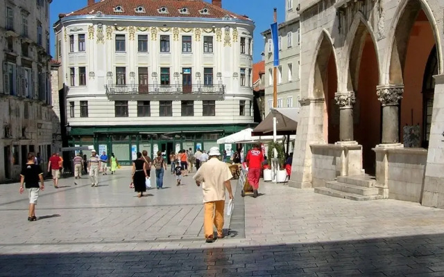 Classy Apartment w Terrace in the Heart of Split