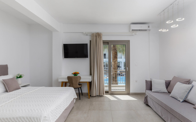 Stavros Beach Hotel