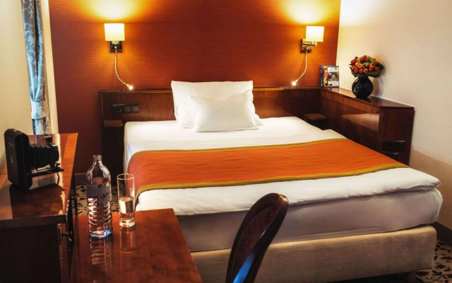 Hotel Les Jardins de Montmartre