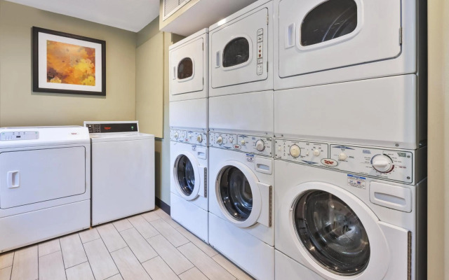 Staybridge Suites Detroit-Utica by IHG