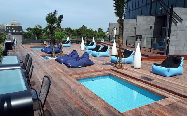 Daylight Lagomar Pension