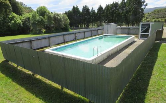 The Outpost – Pool – Takaka