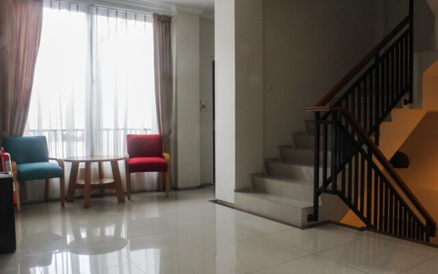 ZEN Rooms Kuningan Anggrek
