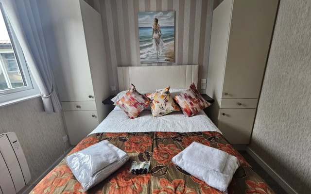 Beautiful & Stunning 1-bed Chalet in Bridlington