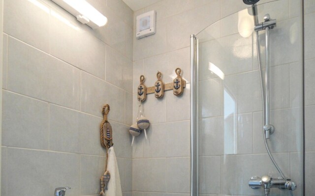 Beautiful Apartment in Steinsland With 4 Bedrooms and Wifi