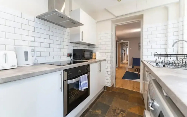 Host Stay Waterloo Apartment