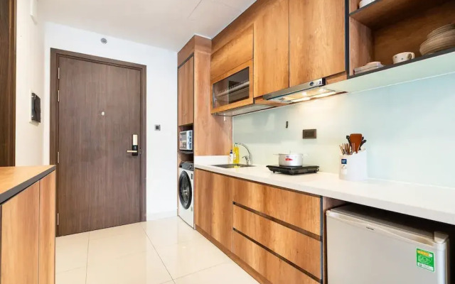 Urban Zen Saigon - Royal Apartment D4