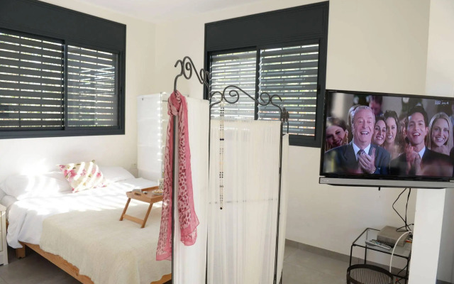 Bar-On Vacation Resort - Health, Nature, Culture, Tours & Tastes in the Village