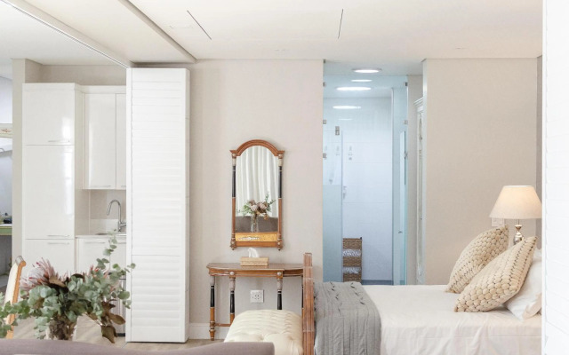 Private Penthouse Suite