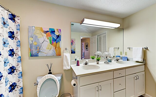 Middle Connestee - 3 Br Home