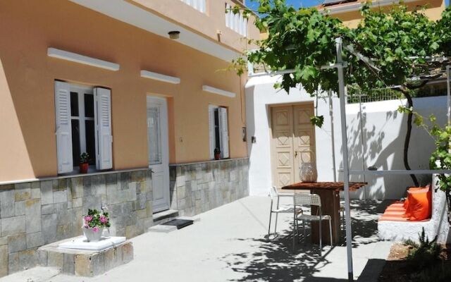 2 Bedrooms Holiday House, Kalymnos, Greece