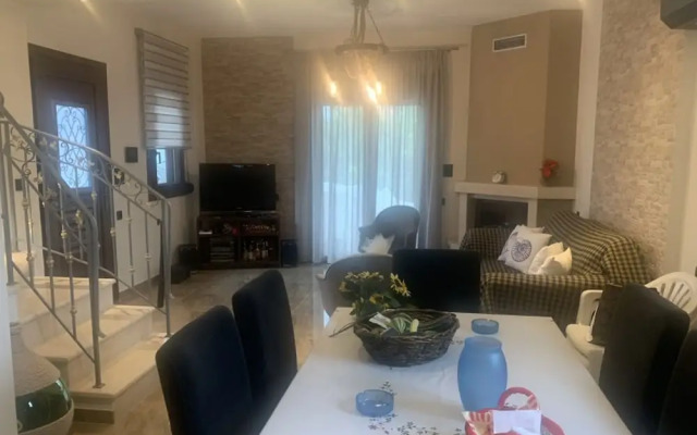 Effie's Maisonette With Detached Studio