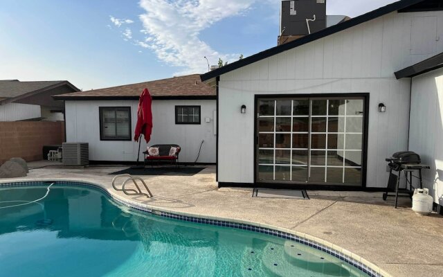 Stylish & Central Mesa Home With Private Pool!