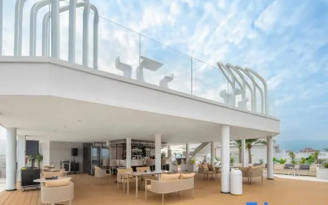 Rililanou International Hotel