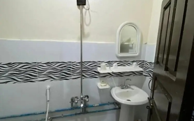 Al-Khaliq Residency