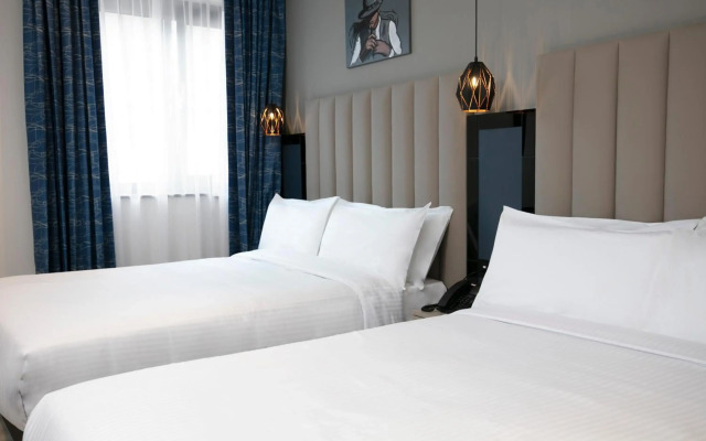 Spark by Hilton Luton
