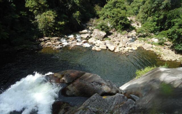 Pousada Camping e Pesca Bom Abrigo