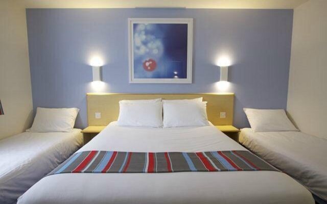 Travelodge Edinburgh Dreghorn