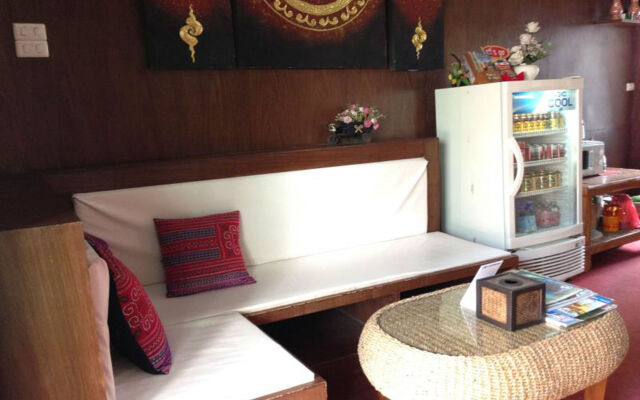 Home Place Hotel