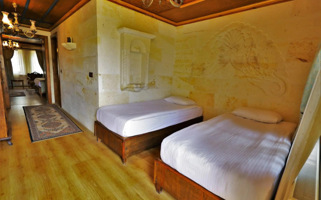 Empire Cave Hotel