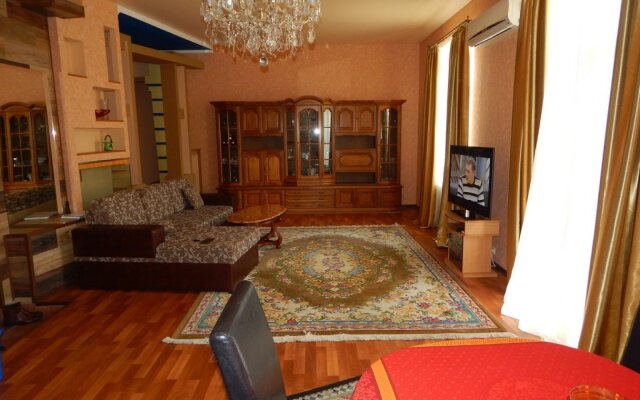 Апартаменты на Большой Морской