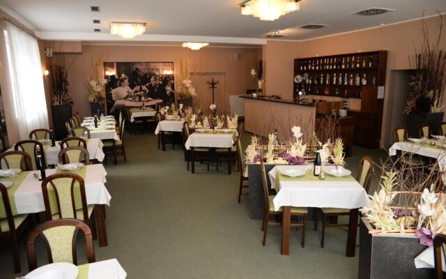 Hotel Apeyron